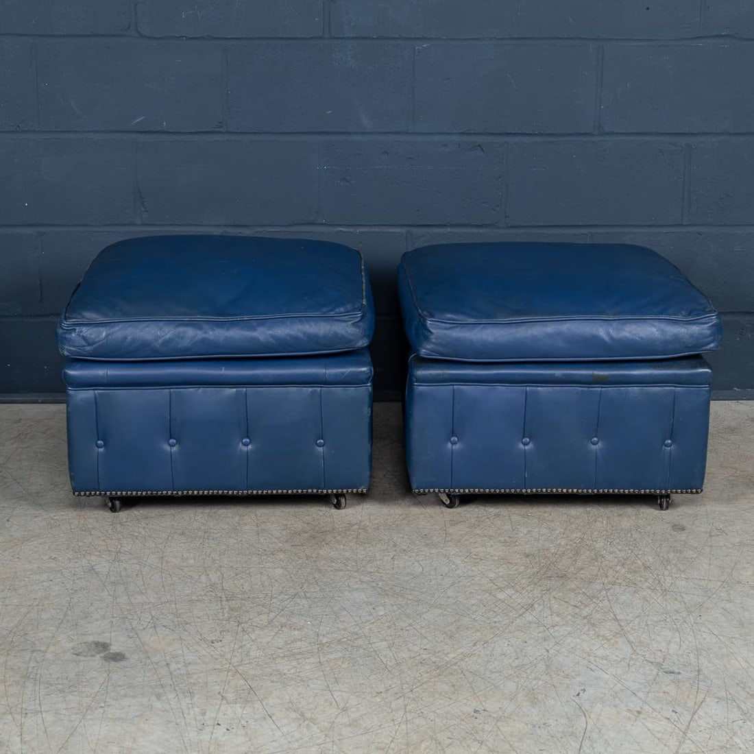 VINTAGE 20thC ENGLISH PAIR OF BLUE LEATHER FOOTSTOOLS - 3