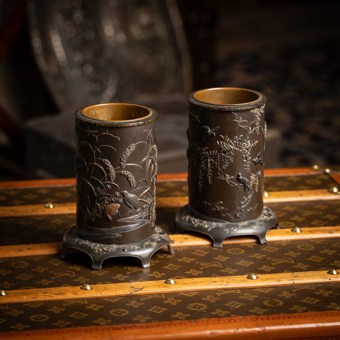 ANTIQUE 19thC JAPANESE MEIJI PERIOD PAIR OF INLAID BRONZE CYLINDRICAL BRUSHPOTS C.1890 - 2