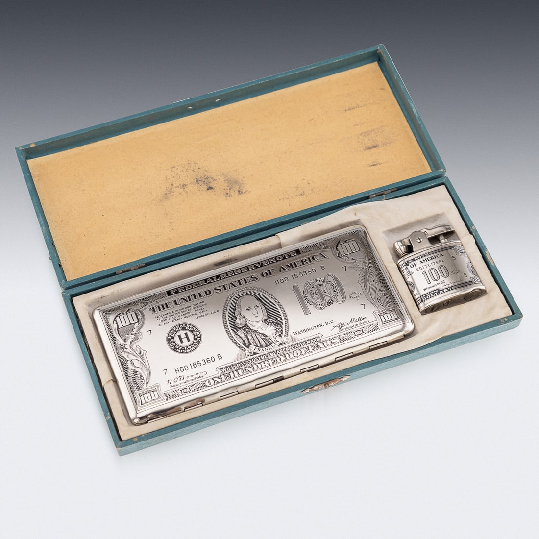 20thC AMERICAN SILVER-PLATED CIGARETTE CASE & LIGHTER SHAPED AS A HUNDRED DOLLAR BILL - 12