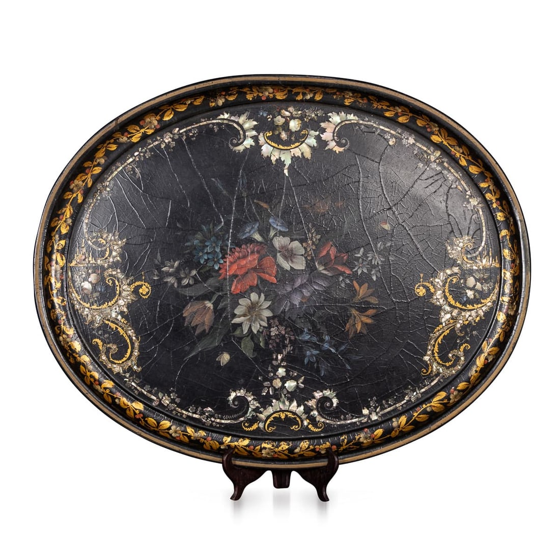 ANTIQUE 19thC VICTORIAN LARGE OVAL PAPIER-MÂCHÉ TRAY, ENGLAND c.1860: A large Victorian oval papier-mâché tray, made circa 1860, richly decorated with hand-painted flowers and shimmering mother-of-pearl inlay. The intricate design captures the refinement and e