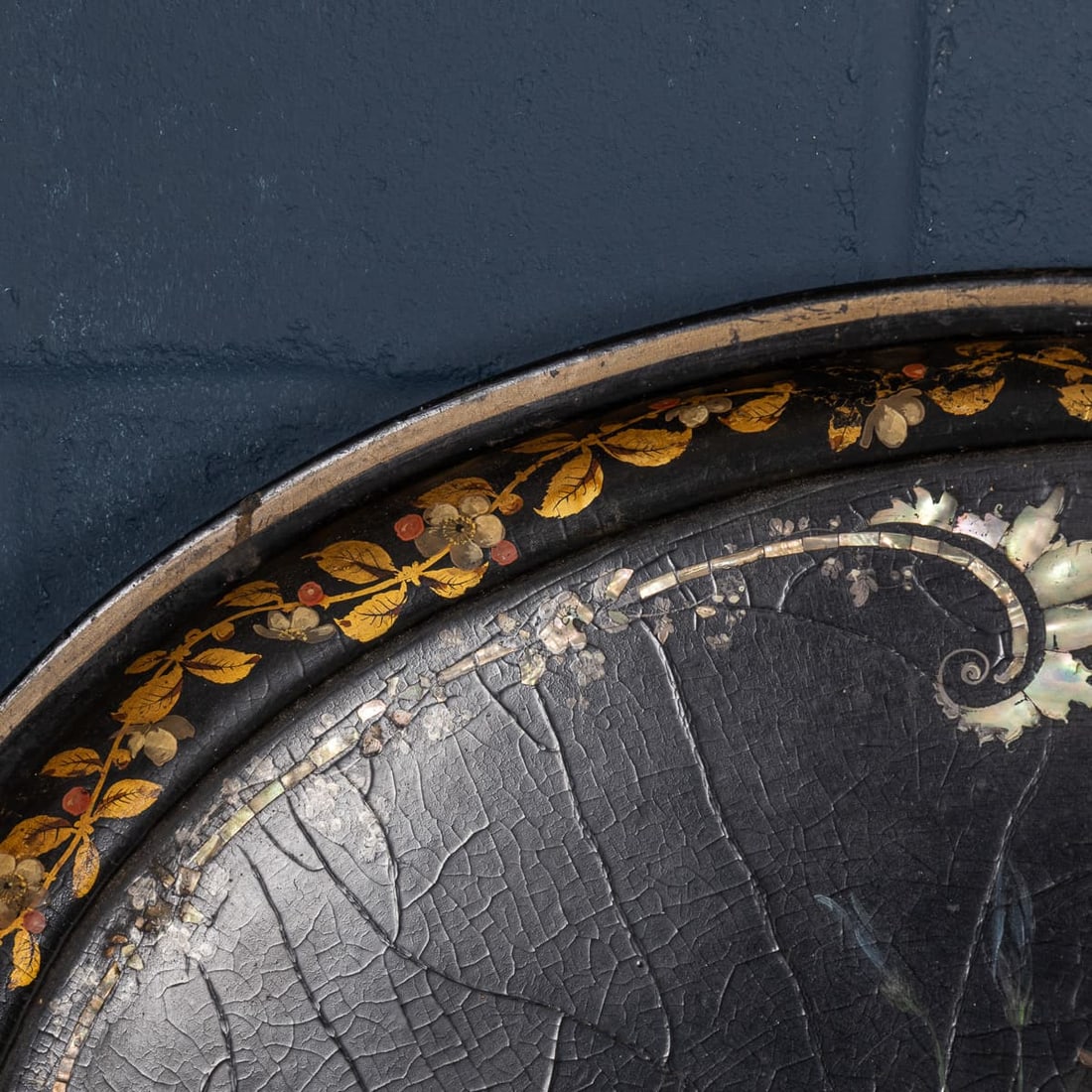 ANTIQUE 19thC VICTORIAN LARGE OVAL PAPIER-MÂCHÉ TRAY, ENGLAND c.1860 - 5