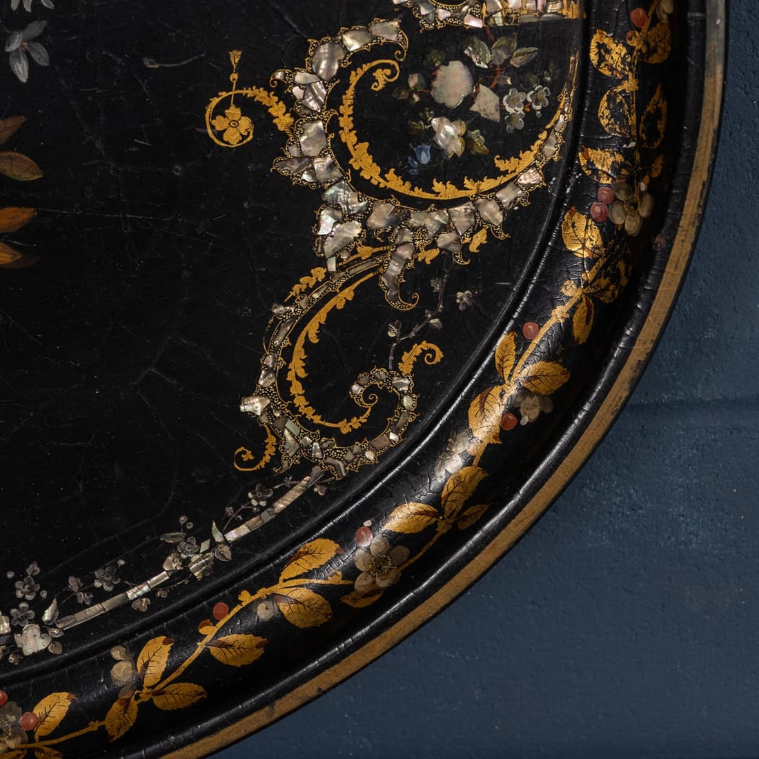 ANTIQUE 19thC VICTORIAN LARGE OVAL PAPIER-MÂCHÉ TRAY, ENGLAND c.1860 - 9
