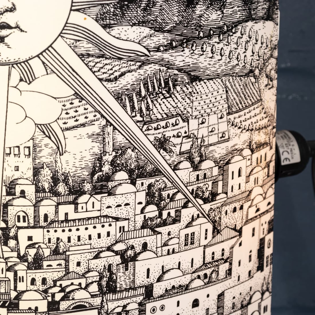 VINTAGE 20thC ITALIAN FORNASETTI "LUNA CITTÀ" TABLE LAMP BY ANTONANGELI - 15