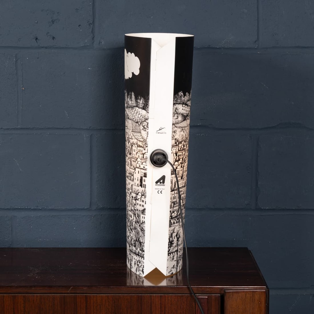 VINTAGE 20thC ITALIAN FORNASETTI "LUNA CITTÀ" TABLE LAMP BY ANTONANGELI - 6