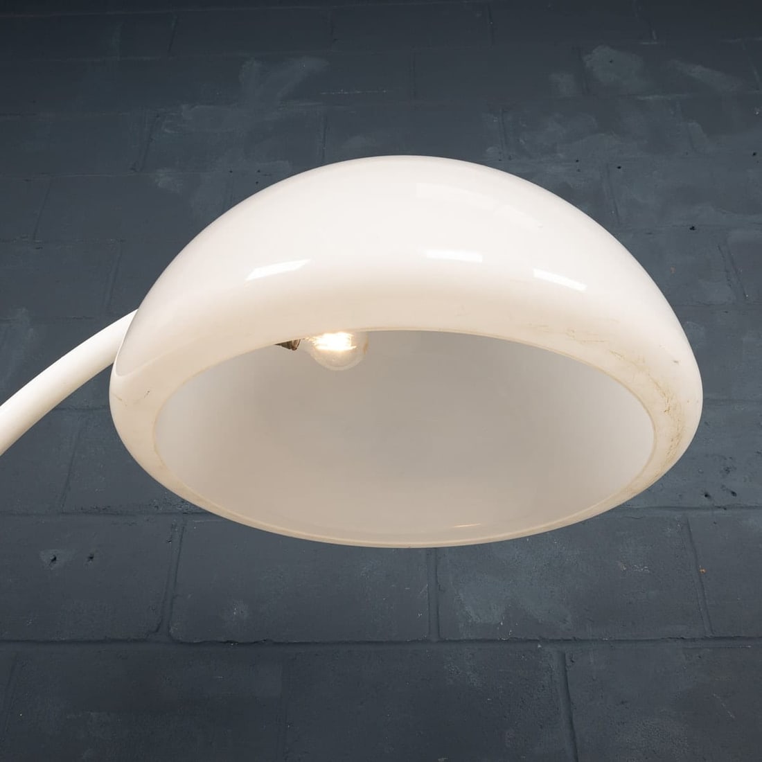 20thC ITALIAN WHITE "SERPENTE" FLOOR LAMP BY ELIO MARTINELLI FOR MARTINELLI LUCE - 17