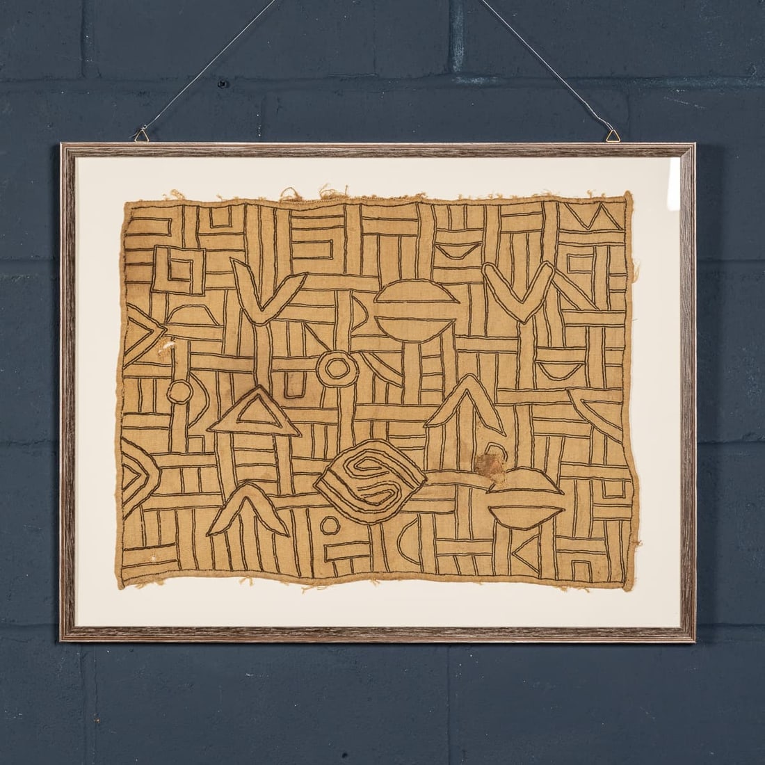 20thC KUBA RAFFIA PRESTIGE TEXTILE, DEMOCRATIC REPUBLIC OF THE CONGO - 2
