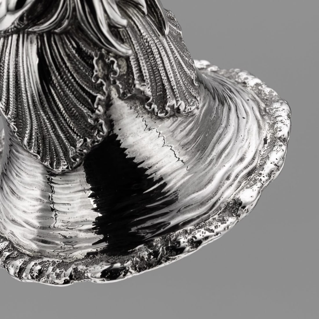 ANTIQUE 19thC VICTORIAN SOLID SILVER DESK / DINNER BELL c.1886 - 11