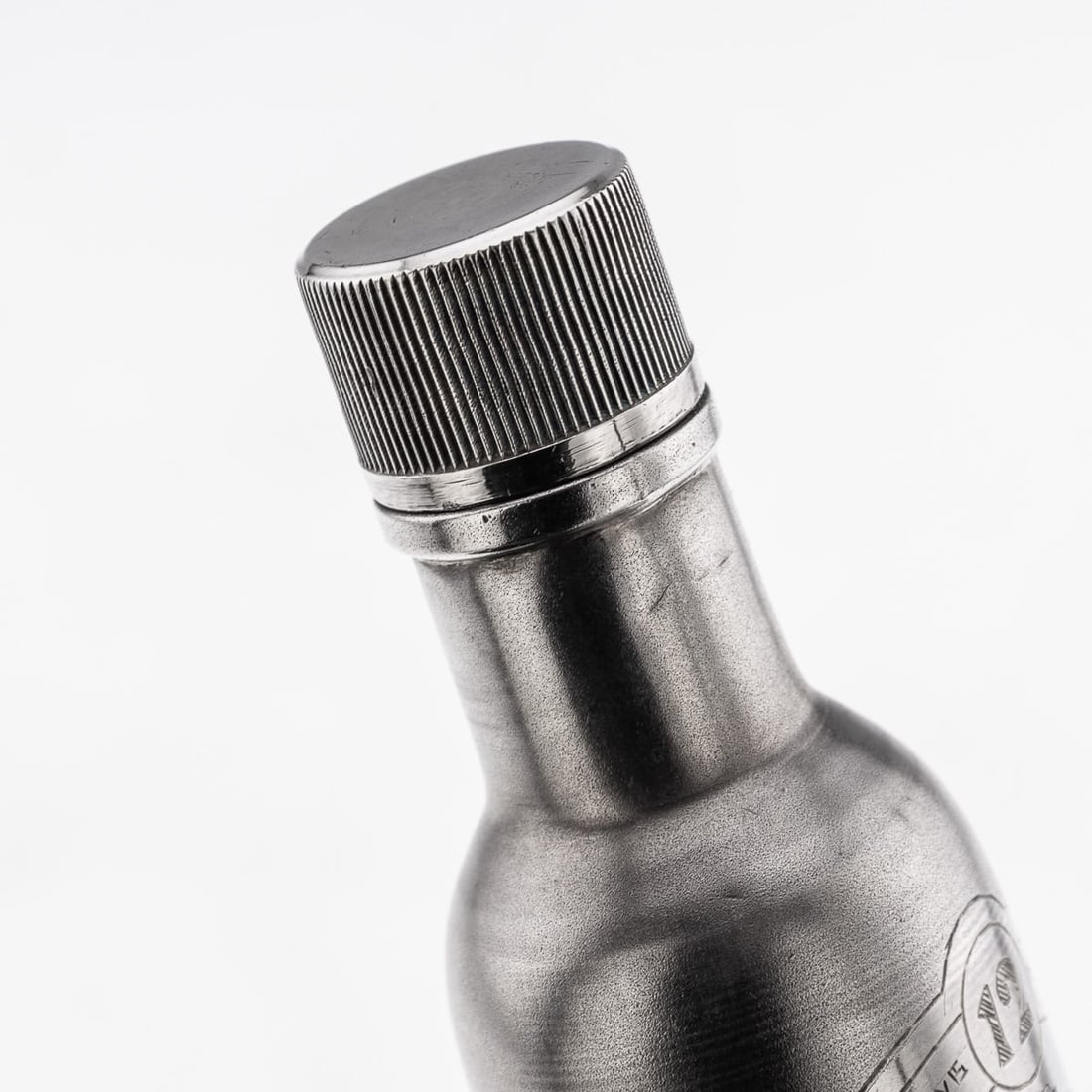 NOVELTY SOLID SILVER MINIATURE CHIVAS REGAL WHISKY BOTTLE - 8