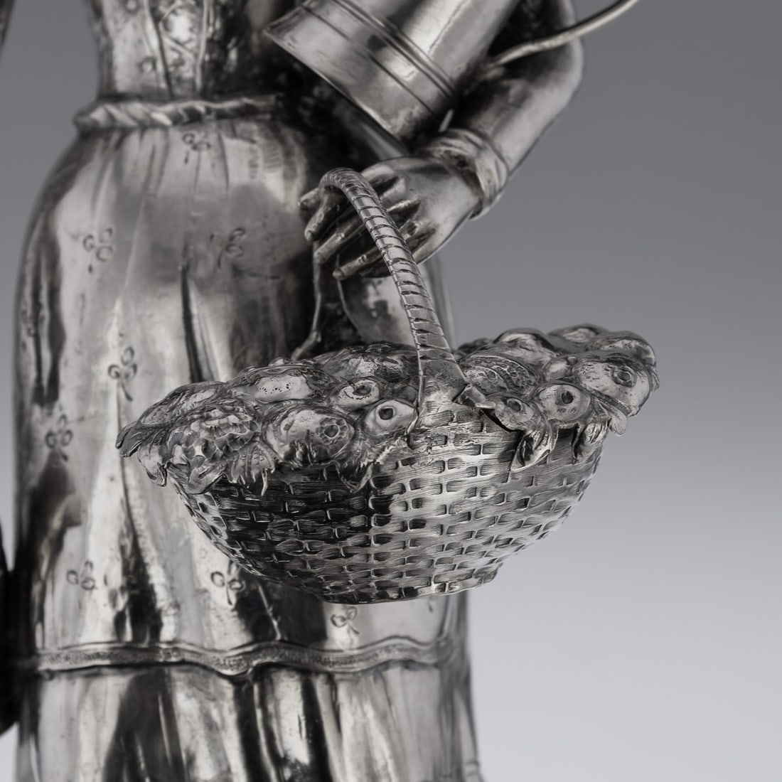 ANTIQUE 19thC GERMAN SOLID SILVER FIGURE OF A FRUIT SELLER c.1880 - 12