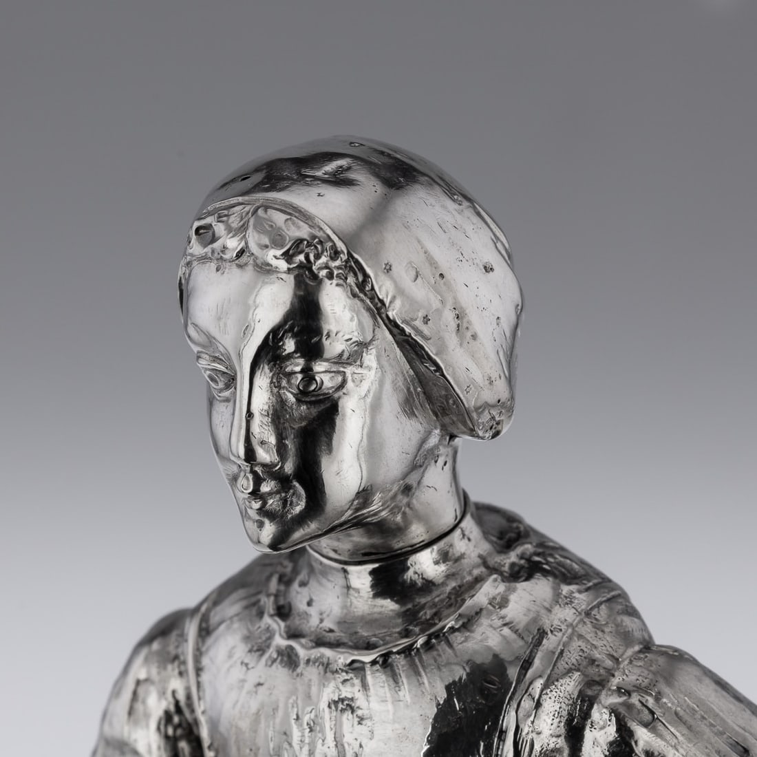 ANTIQUE 19thC GERMAN SOLID SILVER FIGURE OF A FRUIT SELLER c.1880 - 7
