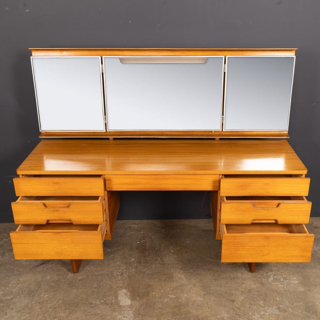 VINTAGE 20thC ENGLISH "Q" DRESSING TABLE BY GUNTHER HOFFSTEAD FOR UNIFLEX c.1960 - 4
