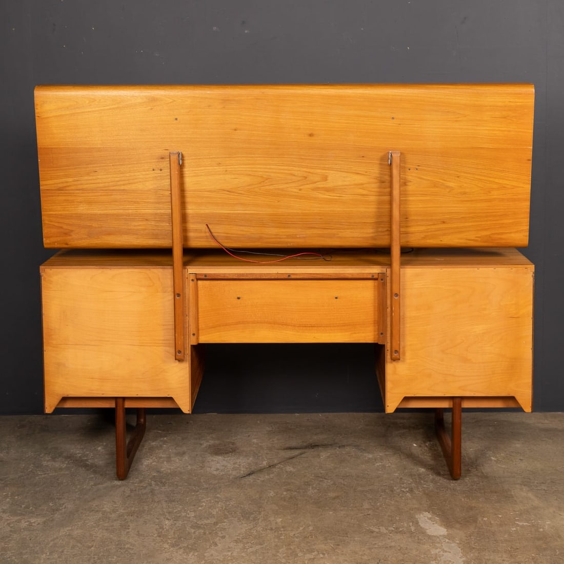 VINTAGE 20thC ENGLISH "Q" DRESSING TABLE BY GUNTHER HOFFSTEAD FOR UNIFLEX c.1960 - 6