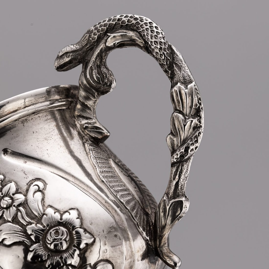 ANTIQUE 19thC INDIAN COLONIAL SOLID SILVER CHRISTENING MUG c.1860 - 10