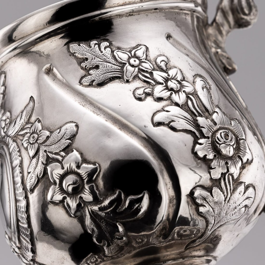 ANTIQUE 19thC INDIAN COLONIAL SOLID SILVER CHRISTENING MUG c.1860 - 11