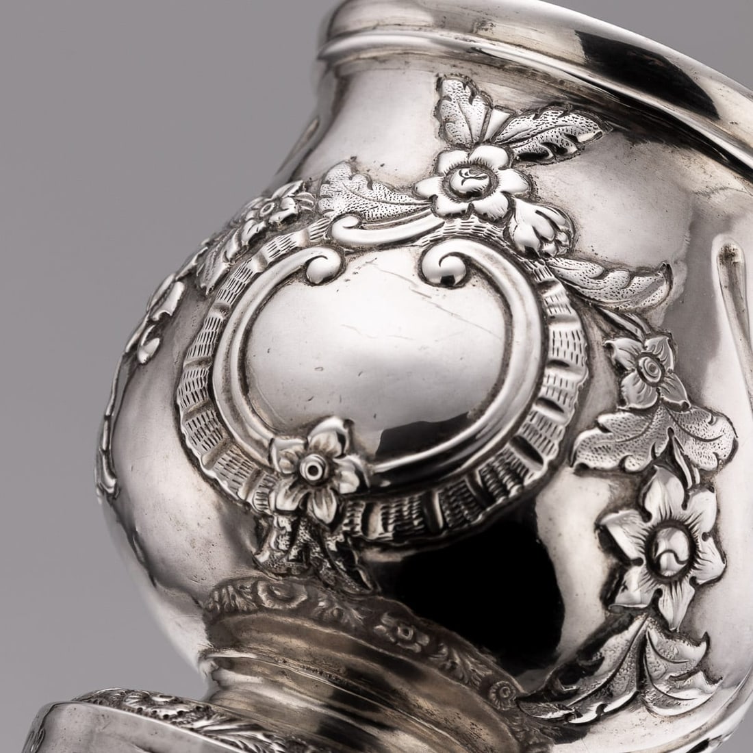 ANTIQUE 19thC INDIAN COLONIAL SOLID SILVER CHRISTENING MUG c.1860 - 12