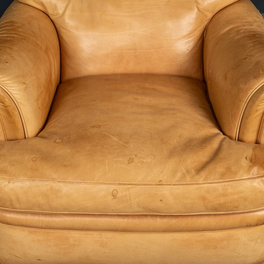VINTAGE 20thC ITALIAN PAIR OF TAN LEATHER ARMCHAIRS BY POLTRONA FRAU c.1970 - 18