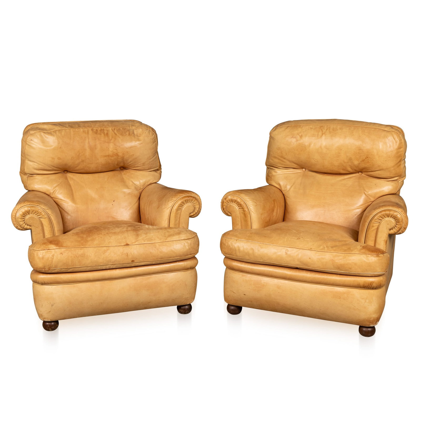 VINTAGE 20thC ITALIAN PAIR OF TAN LEATHER ARMCHAIRS BY POLTRONA FRAU c.1970: A handsome pair of Italian armchairs produced by Poltrona Frau in the 1970s, upholstered in original tan leather with a wonderfully soft, supple feel. The design is generous and deeply comfortable,