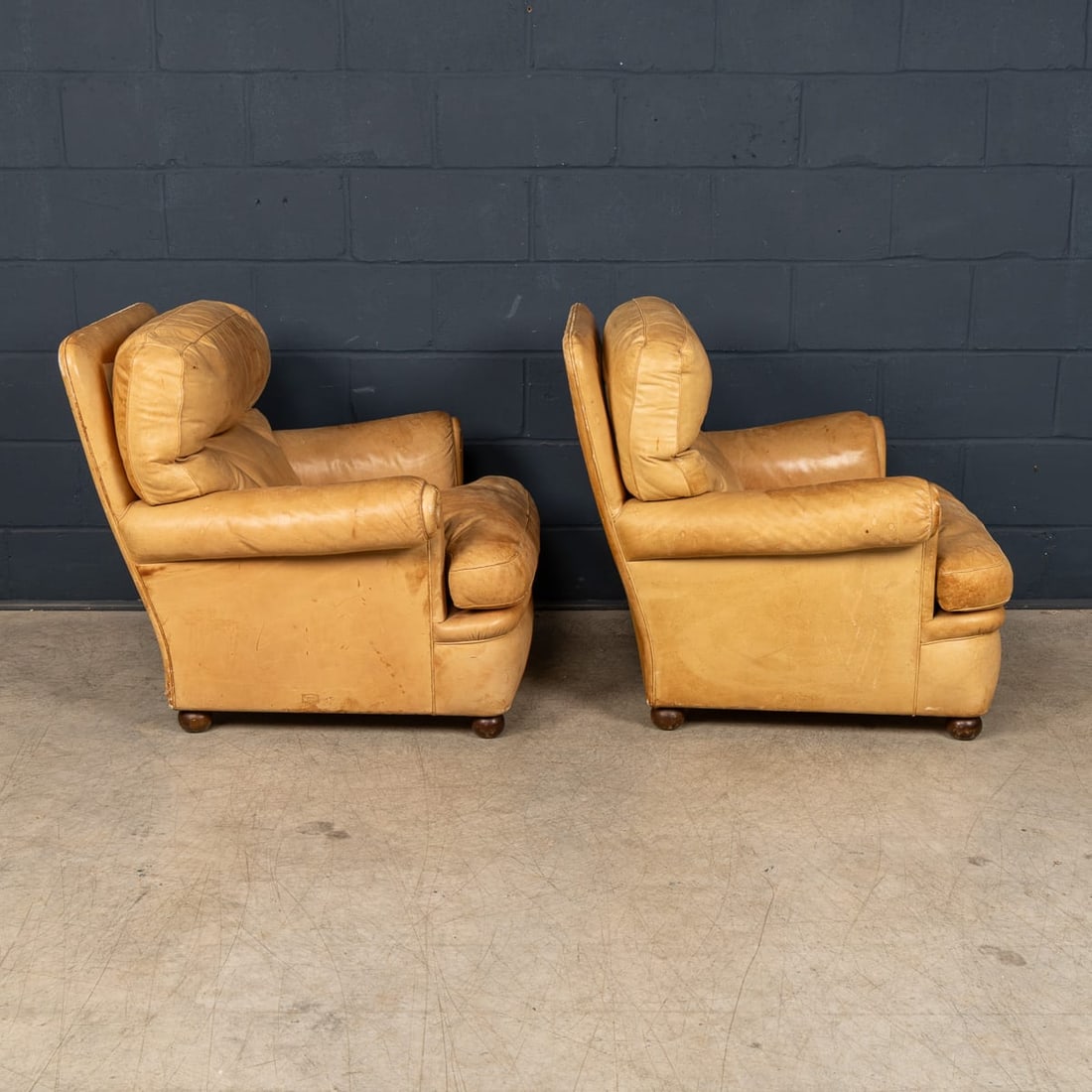 VINTAGE 20thC ITALIAN PAIR OF TAN LEATHER ARMCHAIRS BY POLTRONA FRAU c.1970 - 6