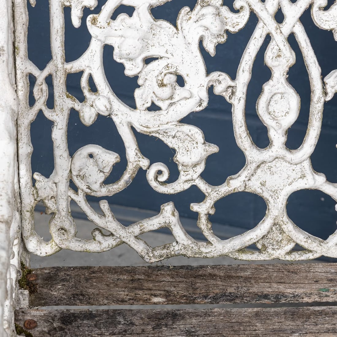 MID 20thC ENGLISH PAIR OF CAST ALUMINIUM GARDEN SEATS - 13