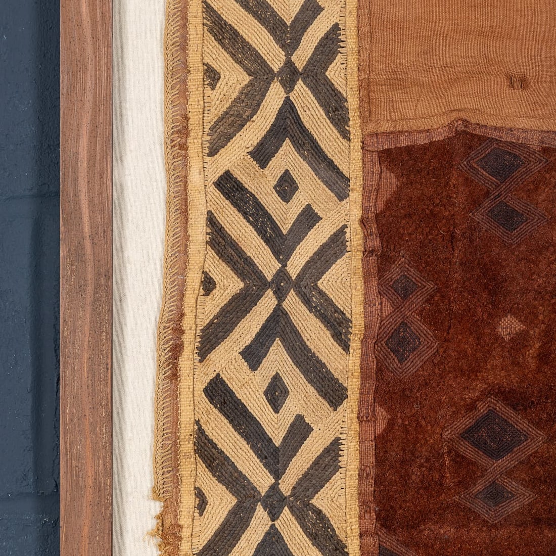 20thC KUBA RAFFIA CEREMONIAL TEXTILE, DEMOCRATIC REPUBLIC OF THE CONGO - 6
