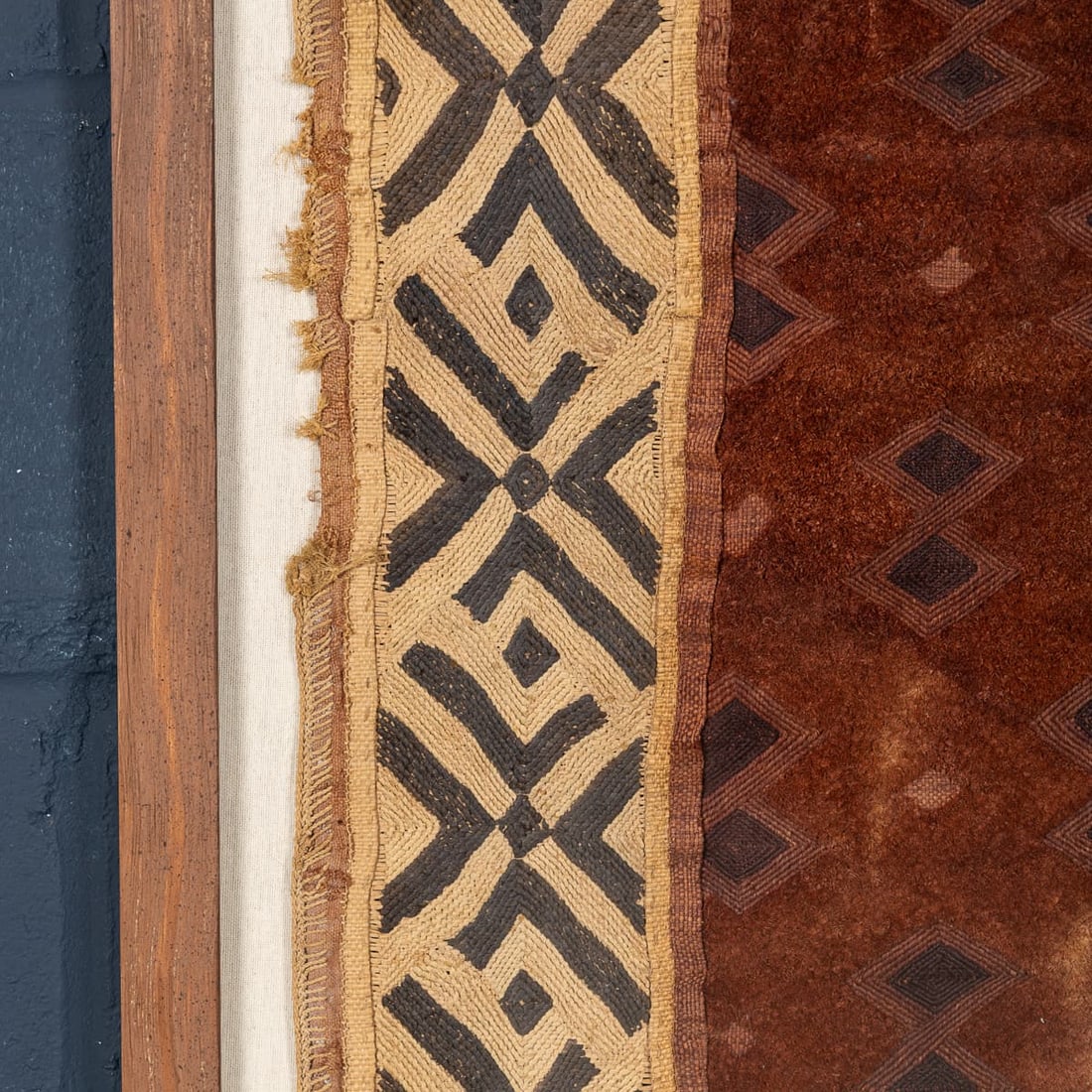 20thC KUBA RAFFIA CEREMONIAL TEXTILE, DEMOCRATIC REPUBLIC OF THE CONGO - 7