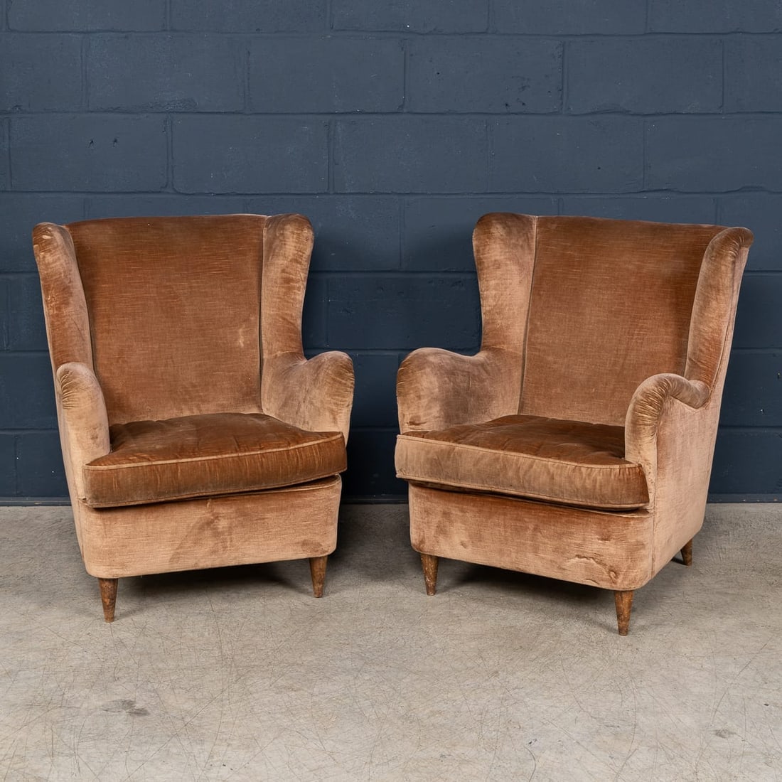 VINTAGE 20thC ITALIAN PAIR OF VELVET WINGBACK ARMCHAIRS c.1960 - 2