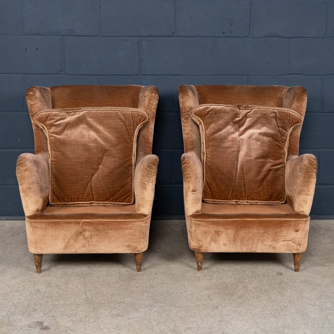 VINTAGE 20thC ITALIAN PAIR OF VELVET WINGBACK ARMCHAIRS c.1960 - 7
