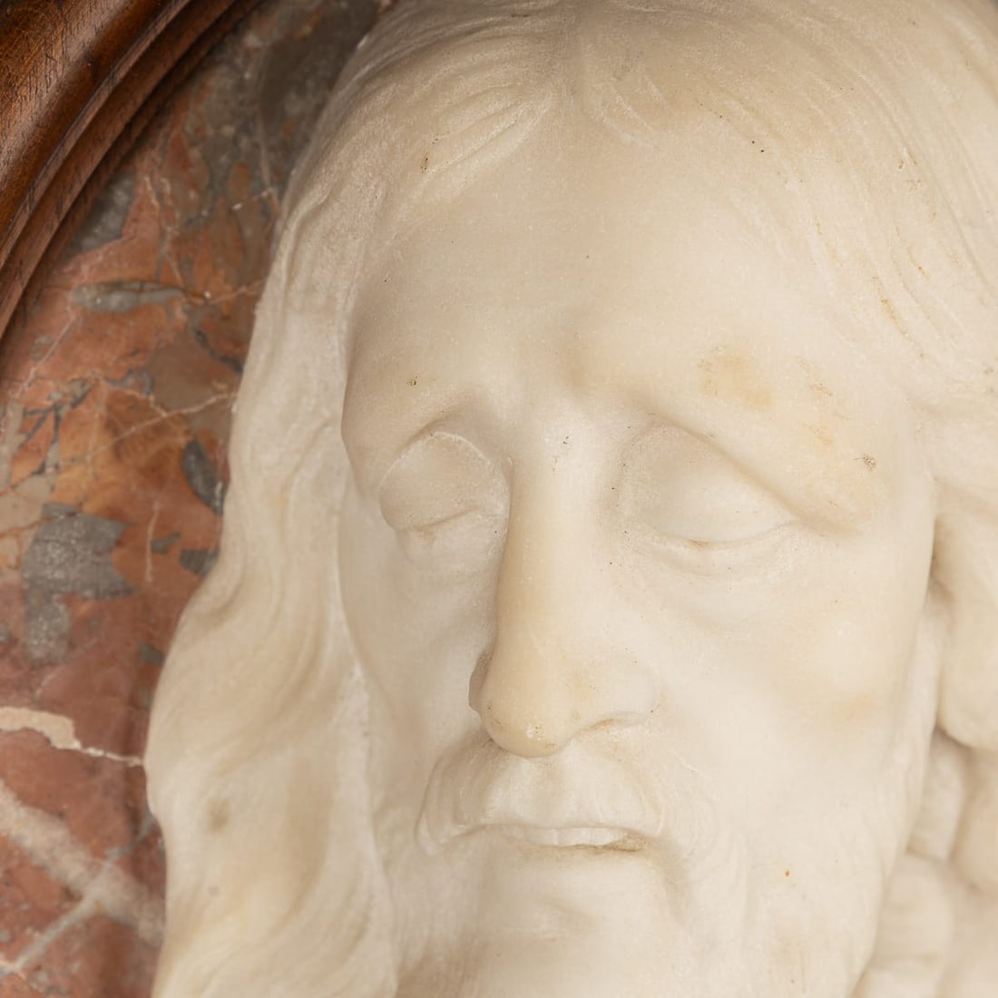 ANTIQUE 20thC ITALIAN CARVED MARBLE RELIEF OF CHRIST IN AN OVAL WOOD FRAME - 6