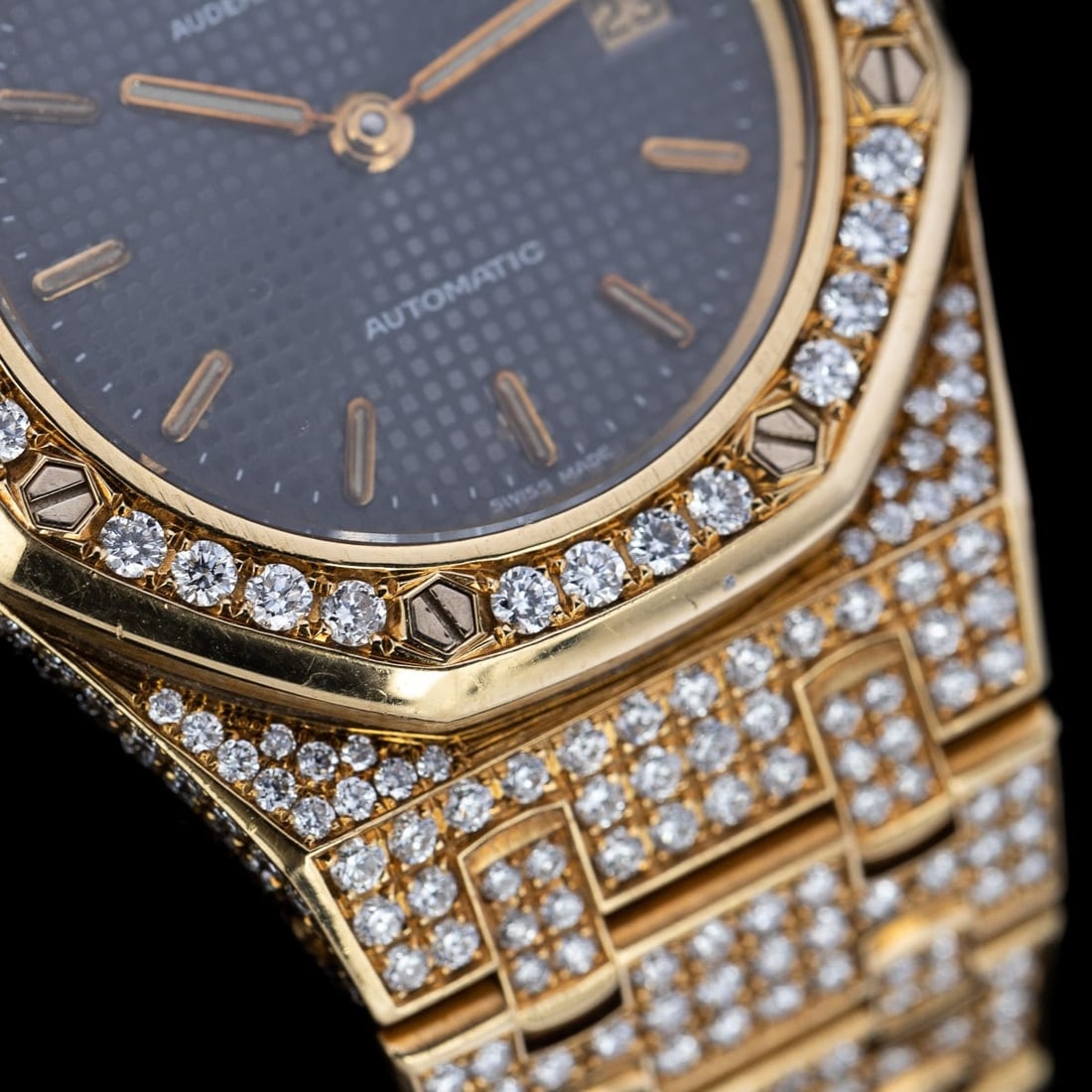 AUDEMARS PIGUET CUSTOM ROYAL OAK LADY WATCH 18K YELLOW GOLD & DIAMONDS - 4