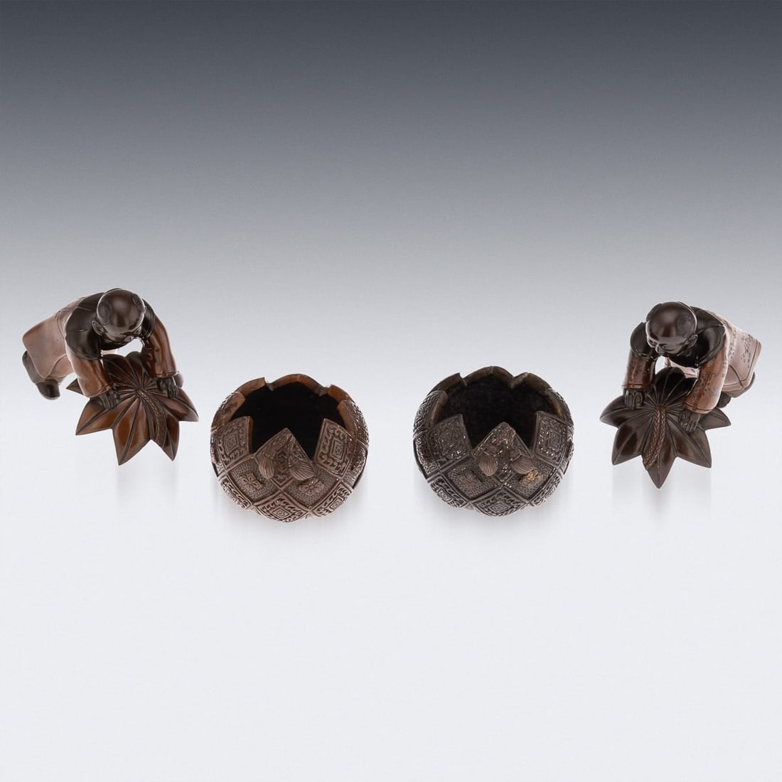 ANTIQUE 19thC JAPANESE MEIJI PERIOD PAIR OF BRONZE VESSELS IN THE FORM OF KARAKO C.1890 - 11