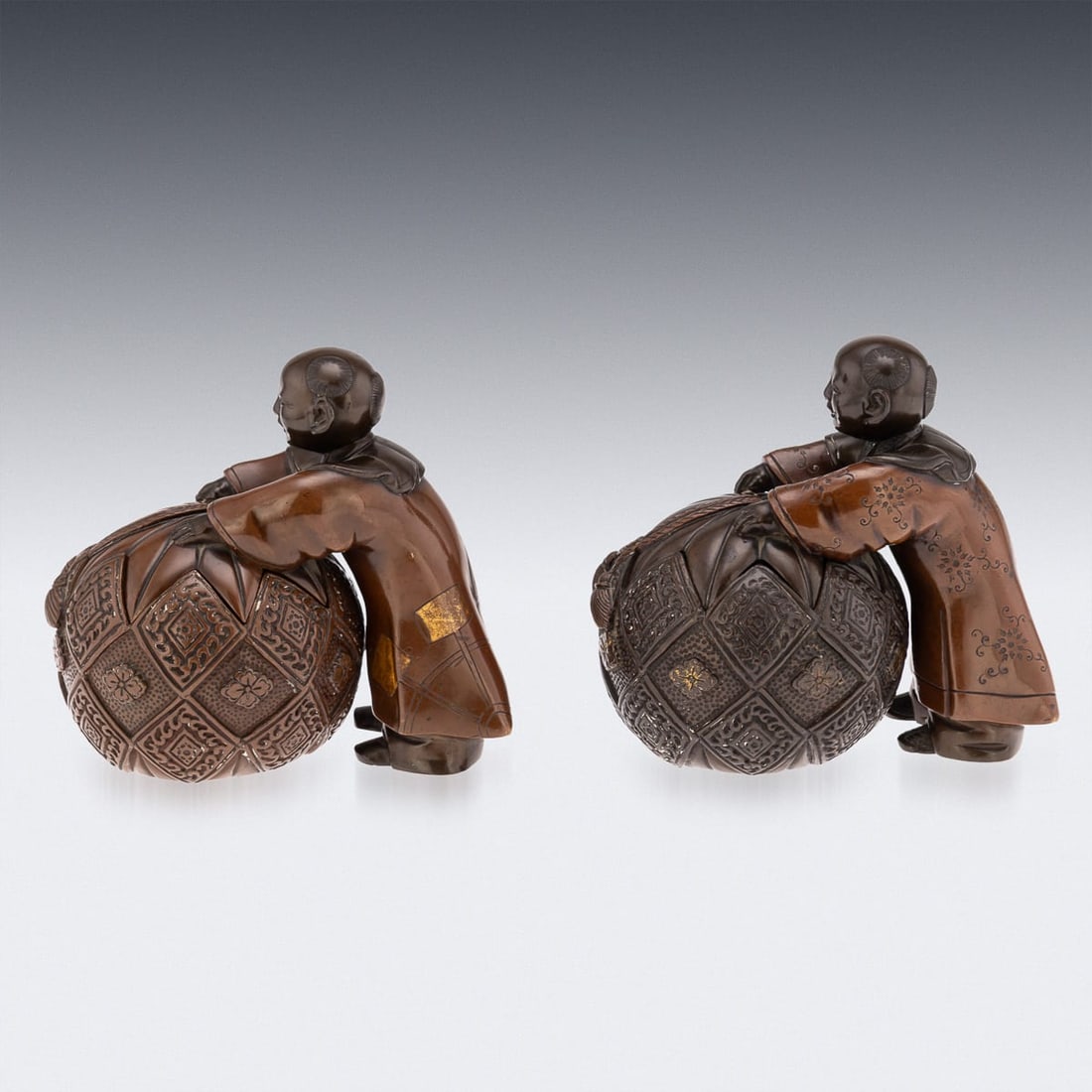 ANTIQUE 19thC JAPANESE MEIJI PERIOD PAIR OF BRONZE VESSELS IN THE FORM OF KARAKO C.1890 - 8