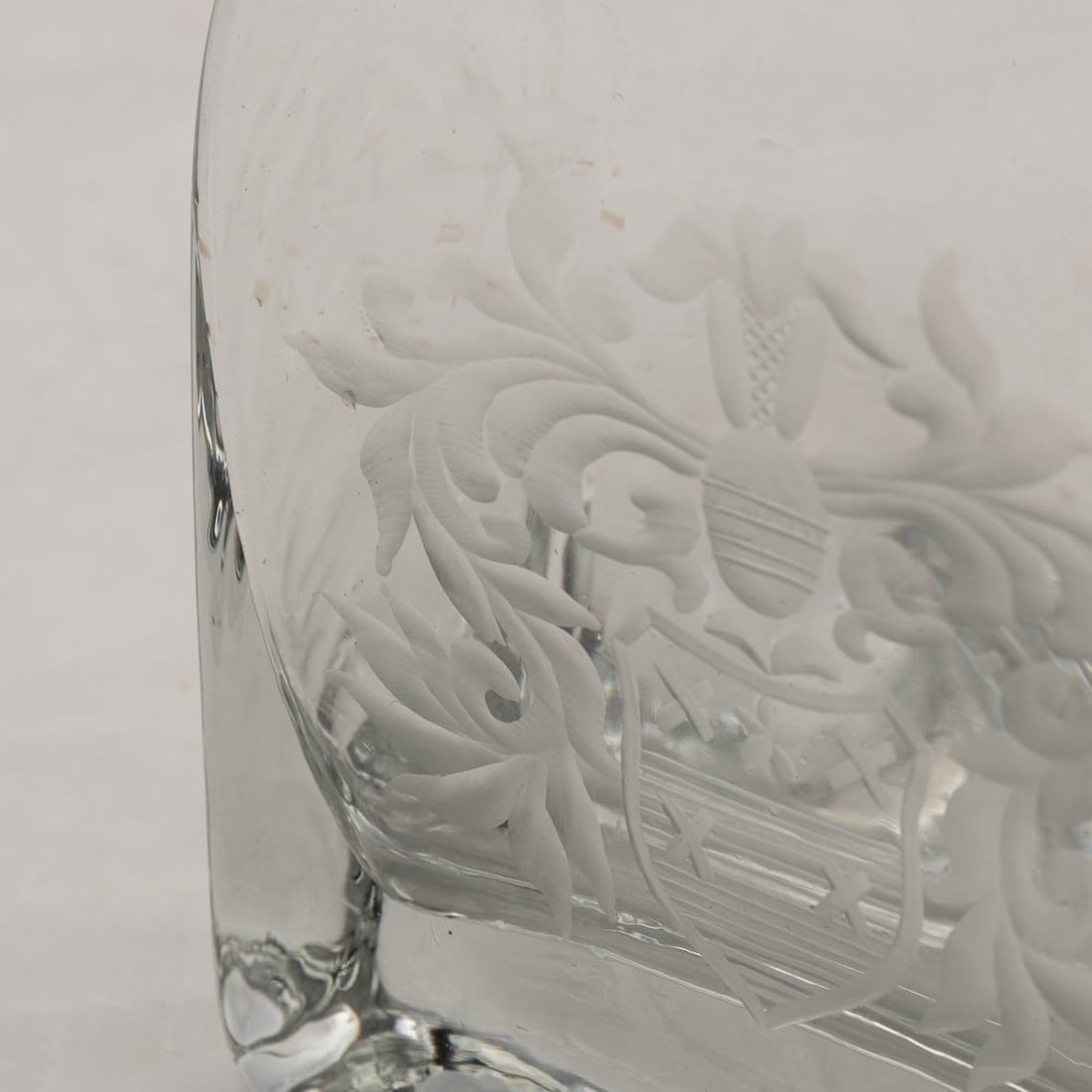 21stC ENGLISH SOLID SILVER MOUNTED GLASS DECANTERS WITH HERALDIC ENGRAVING c.2007 - 7