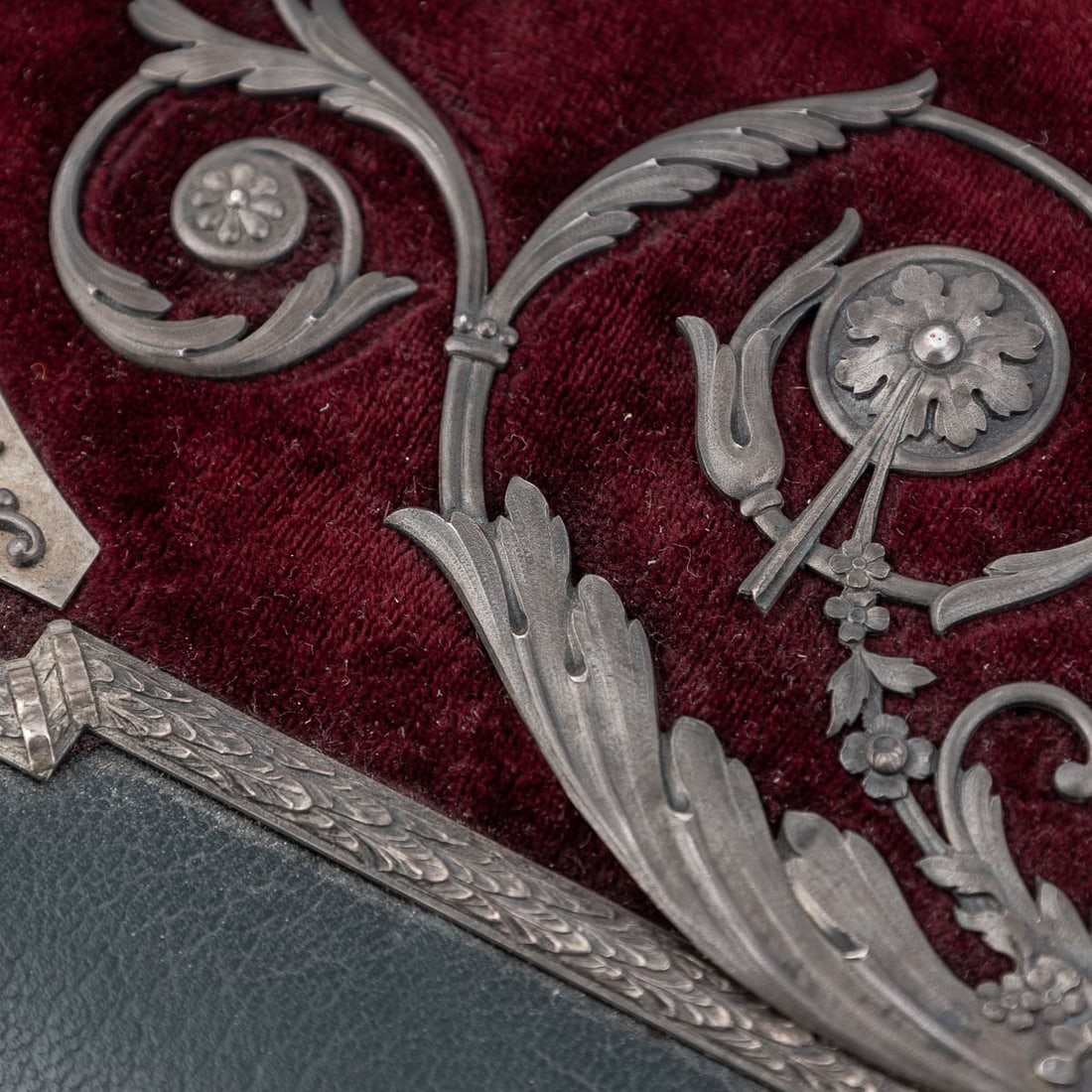 ANTIQUE 19thC RUSSIAN SOLID SILVER, VELVET & LEATHER BOOK COVER c.1890 - 14