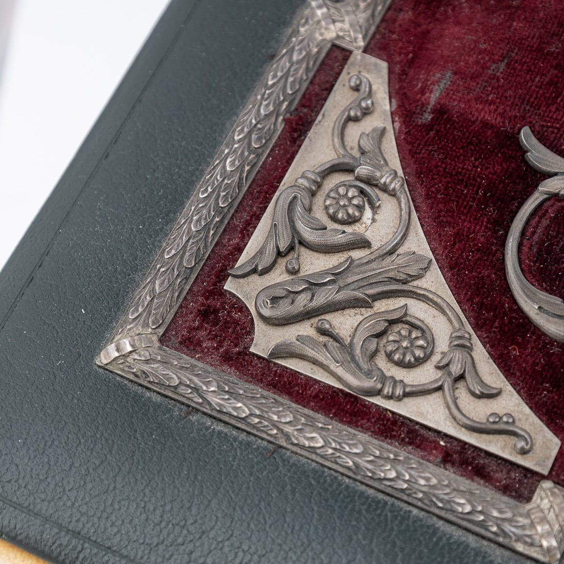 ANTIQUE 19thC RUSSIAN SOLID SILVER, VELVET & LEATHER BOOK COVER c.1890 - 16