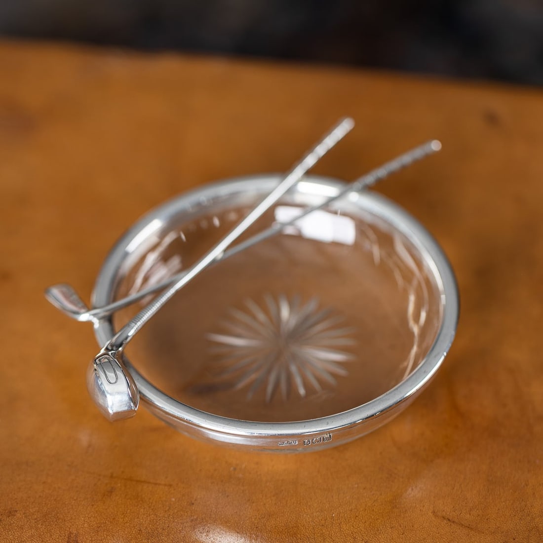 ANTIQUE 20thC ENGLISH SOLID SILVER & CUT GLASS GOLF THEME ASHTRAY c.1911 - 2