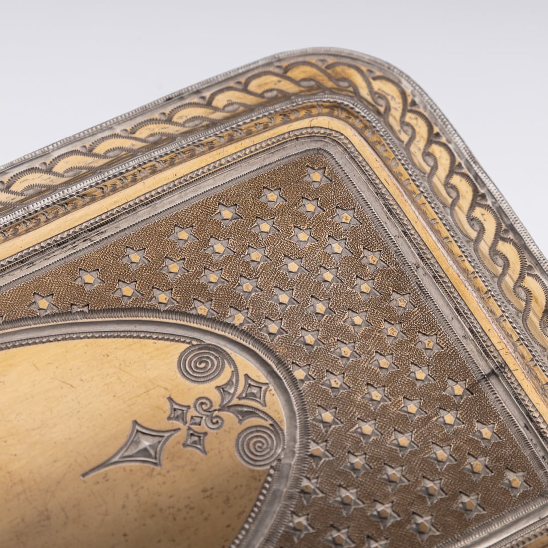 MID 20thC TURKISH GILT SOLID SILVER SPECTACLE CASE c.1940 - 15