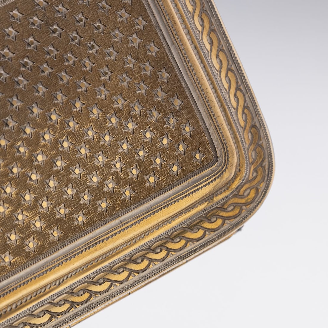 MID 20thC TURKISH GILT SOLID SILVER SPECTACLE CASE c.1940 - 19