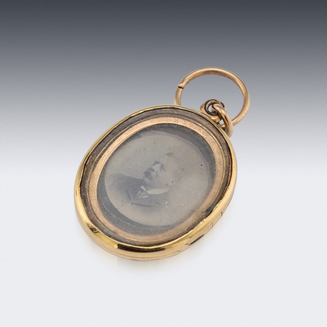 ANTIQUE 19thC VICTORIAN 14K GOLD OVAL PORTRAIT LOCKET - 5
