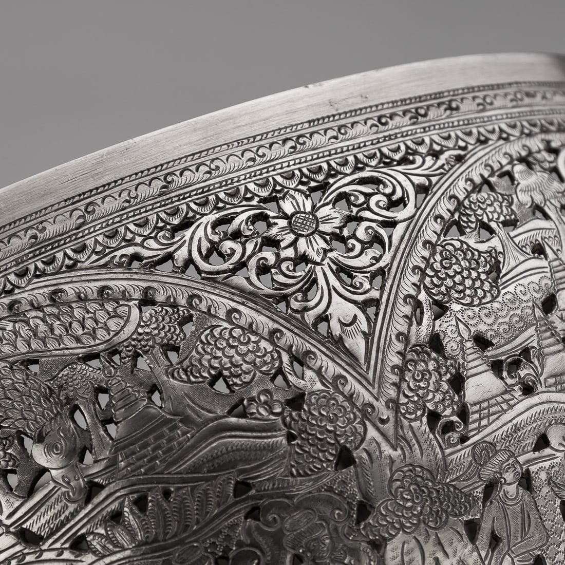 ANTIQUE 20thC BURMESE PIERCED SOLID SILVER "PYUSAWHTI" FOLK TALE BOWL c.1918 - 8