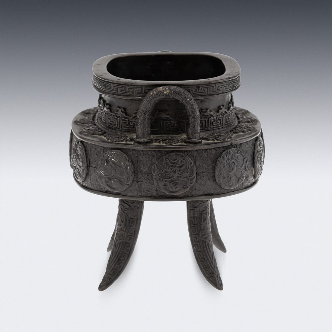 ANTIQUE 19thC JAPANESE BRONZE VESSEL IN THE STYLE OF THE 17thC EDO PERIOD - 4