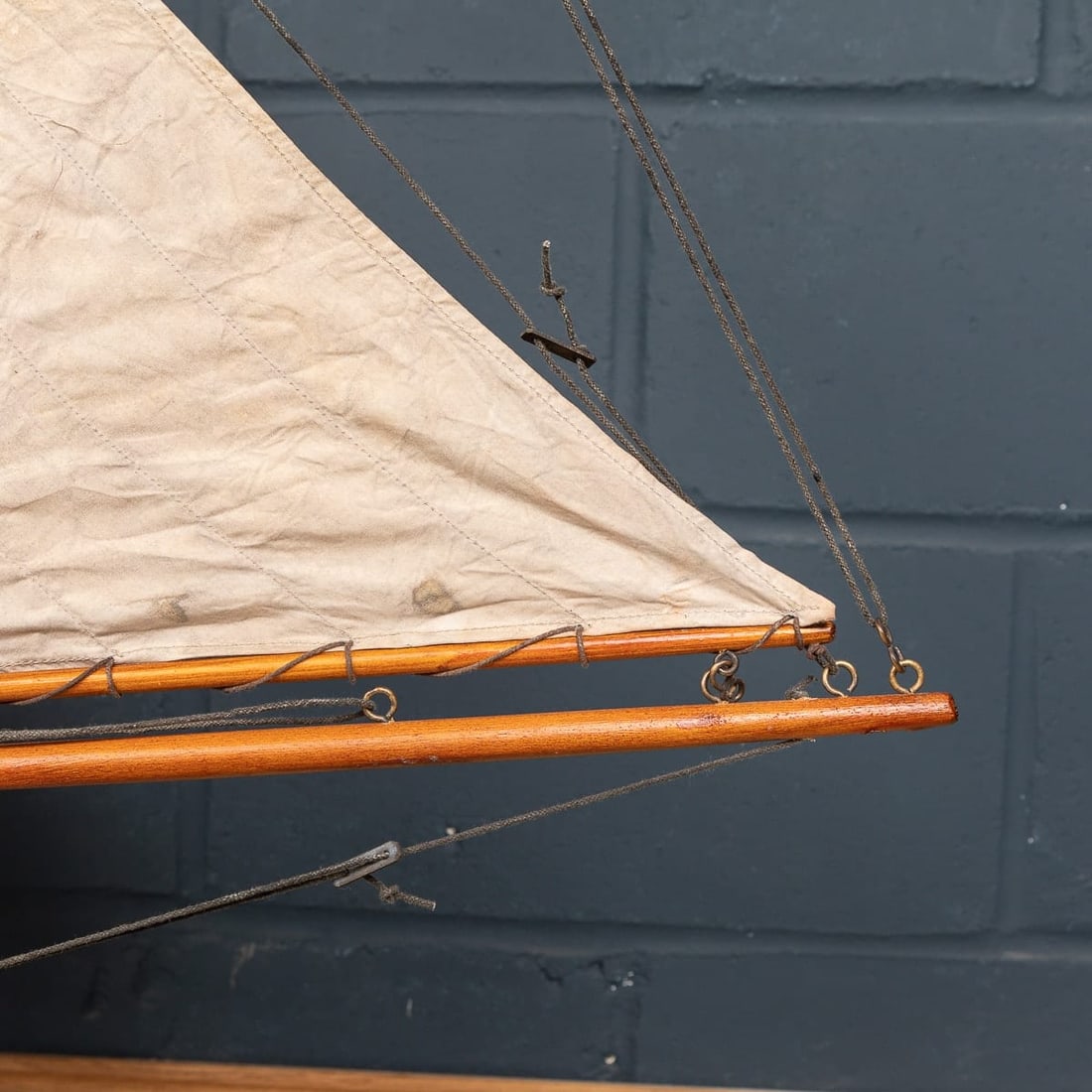 ANTIQUE 20thC ENGLISH GAFF RIGGED RACING WOOD POND YACHT c.1910 - 13