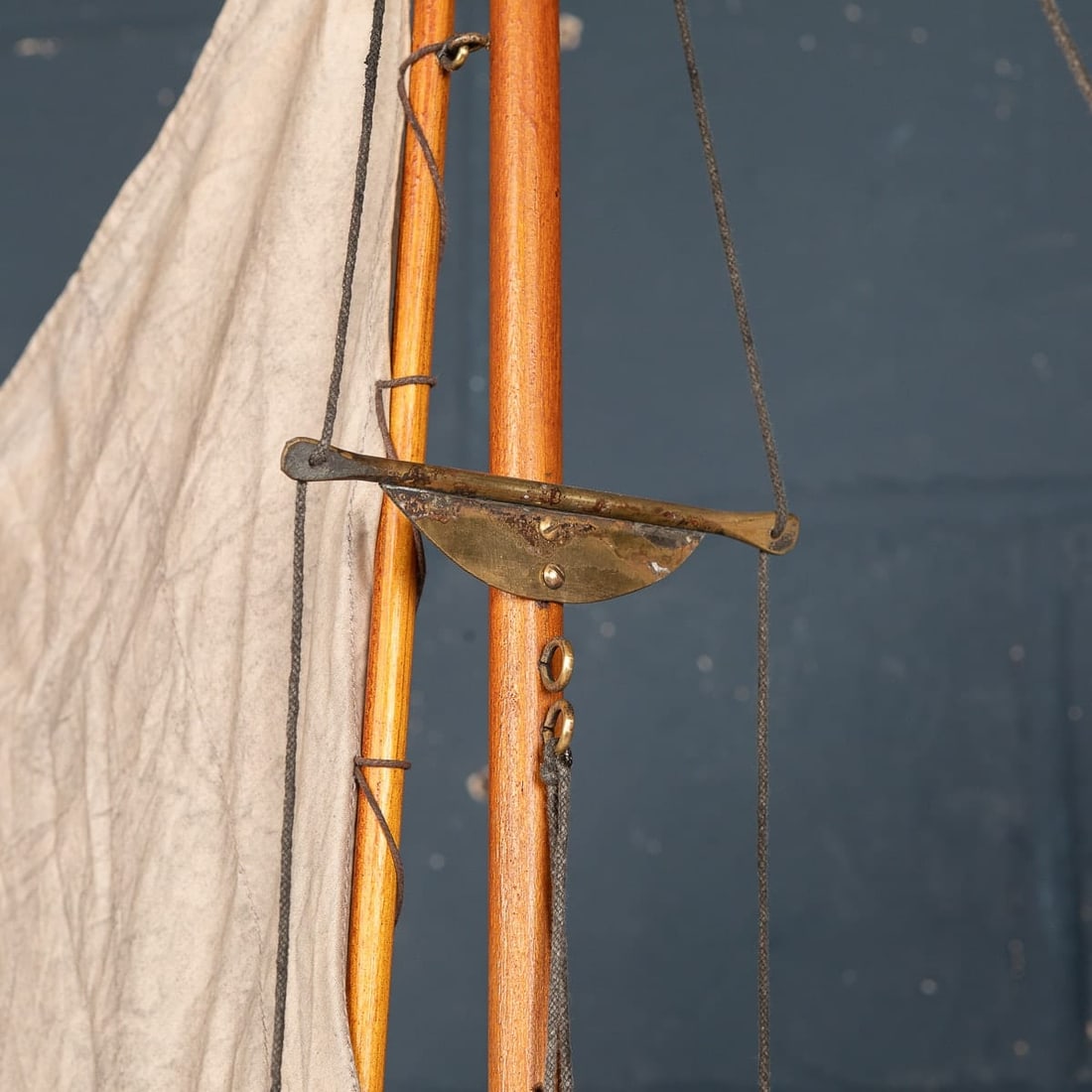 ANTIQUE 20thC ENGLISH GAFF RIGGED RACING WOOD POND YACHT c.1910 - 18