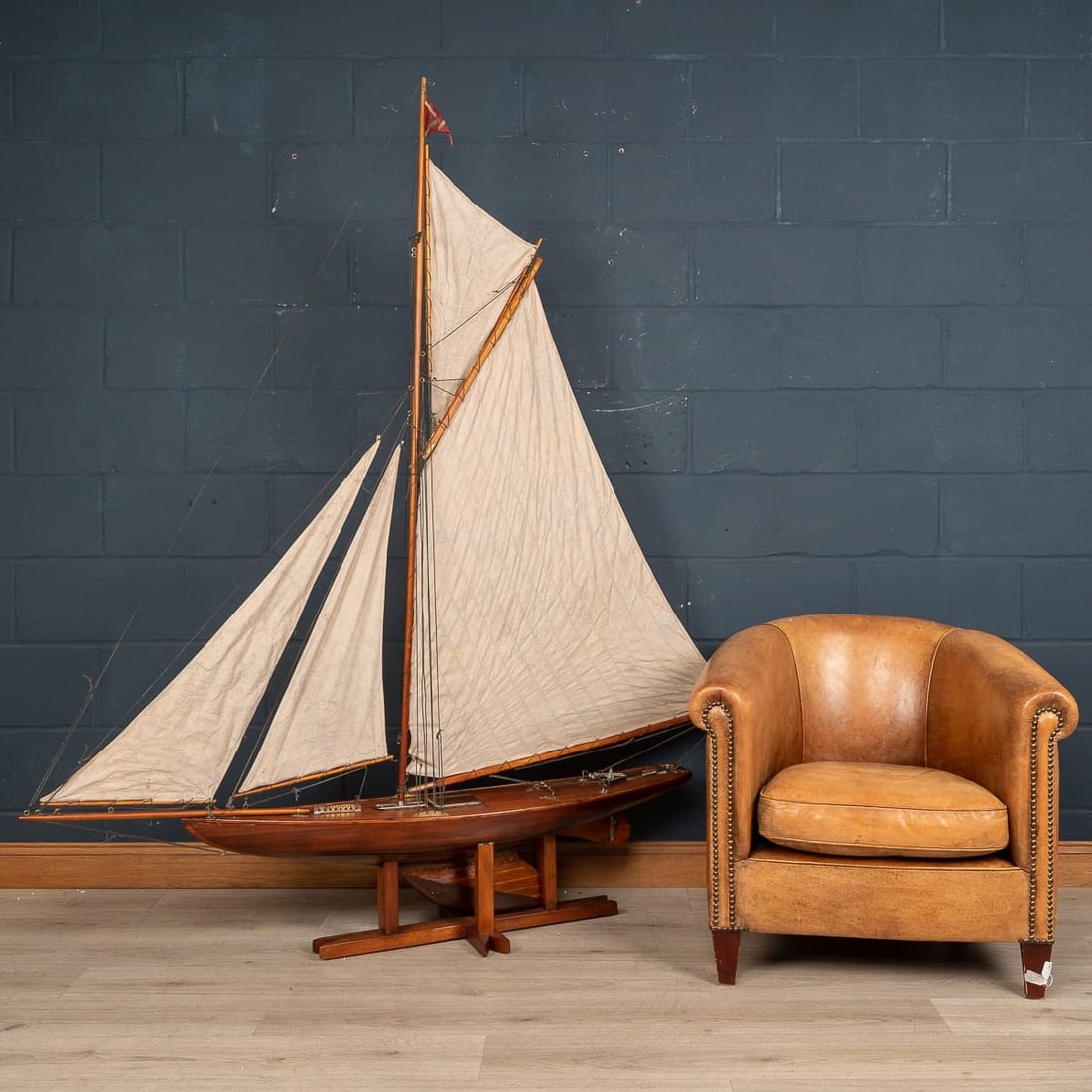 ANTIQUE 20thC ENGLISH GAFF RIGGED RACING WOOD POND YACHT c.1910 - 3