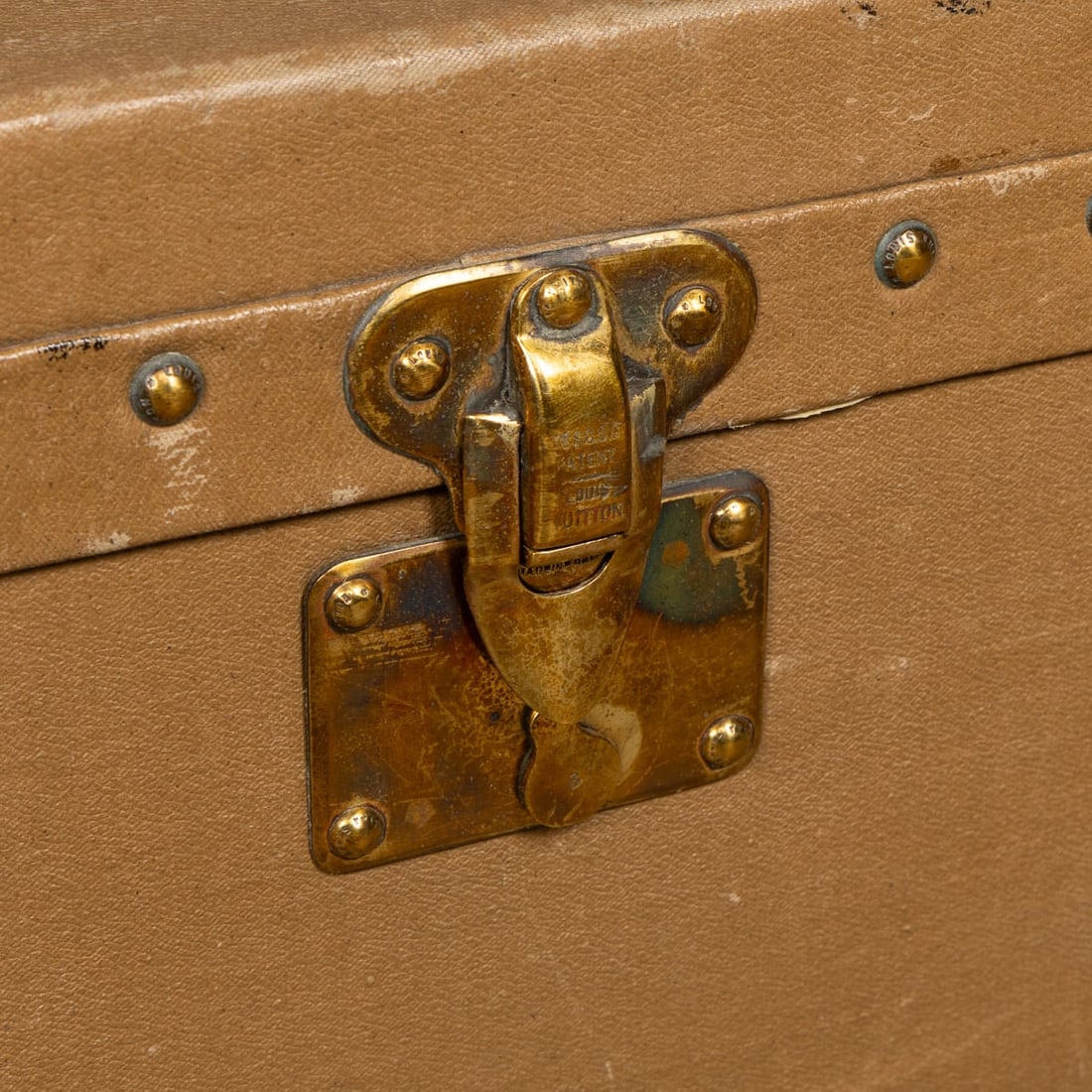 VINTAGE 20thC LOUIS VUITTON CAR TRUNK IN GREY VUITTONITE CANVAS, PARIS c.1930 - 17