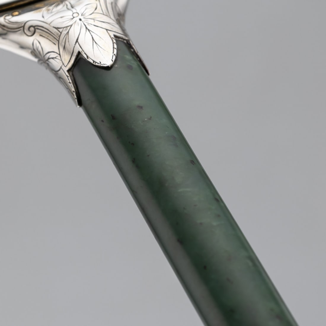 ANTIQUE 19thC ORIENTAL STYLE SOLID SILVER & SPINACH JADE MAGNIFYING GLASS c.1880 - 16