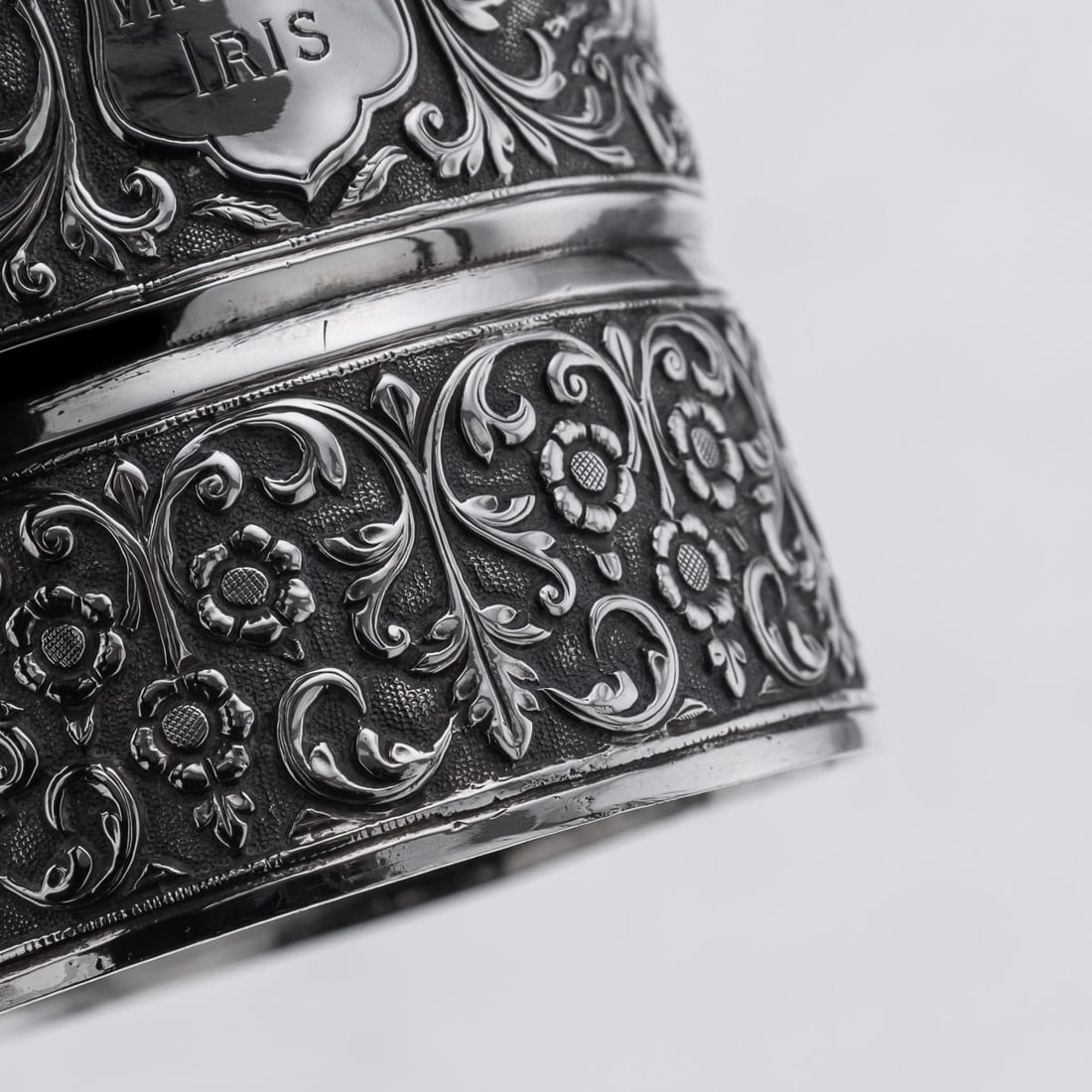 ANTIQUE 19thC INDIAN KUTCH SOLID SILVER MUG, OOMERSI MAWJI, BHUJ c.1890 - 17