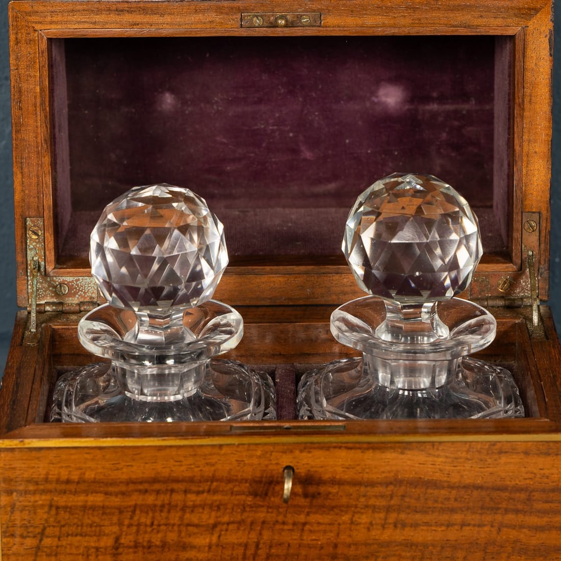 ANTIQUE 19thC VICTORIAN HOBNAIL CUT CRYSTAL DECANTERS IN ORIGINAL CASE c.1880 - 15