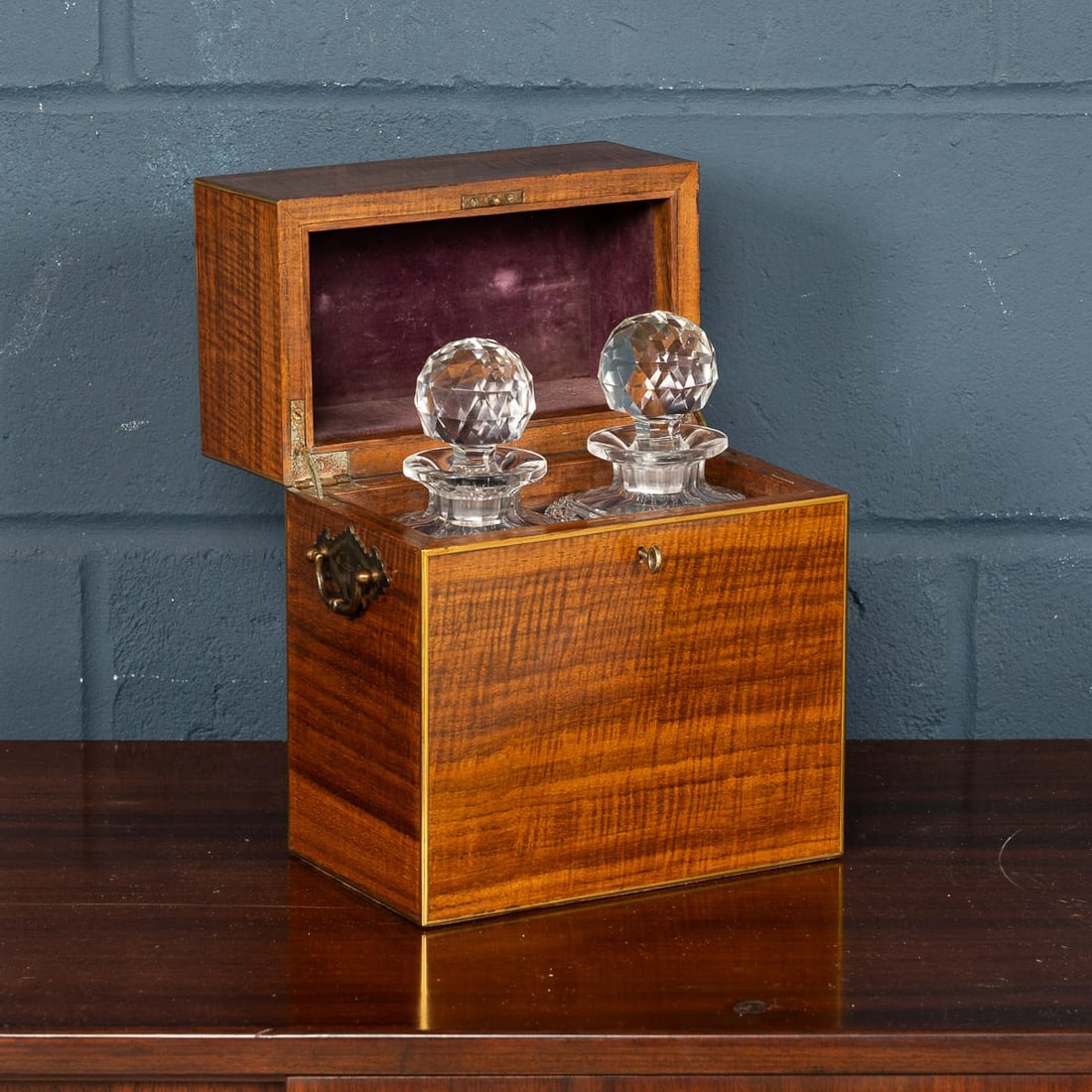 ANTIQUE 19thC VICTORIAN HOBNAIL CUT CRYSTAL DECANTERS IN ORIGINAL CASE c.1880 - 3