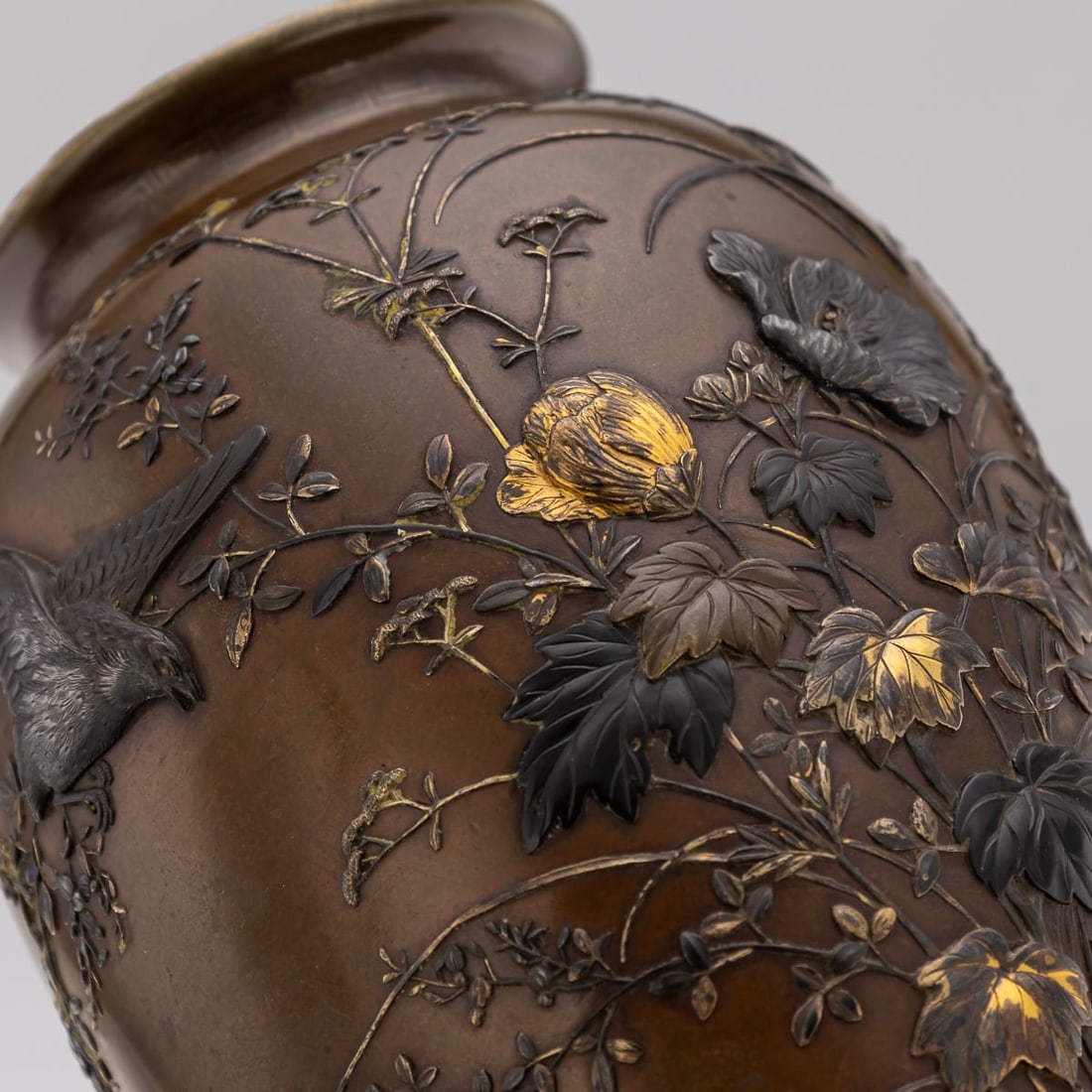 ANTIQUE 19thC JAPANESE MEIJI PERIOD MITSUNORIAN INLAID BRONZE OVOID VASE C.1890 - 9
