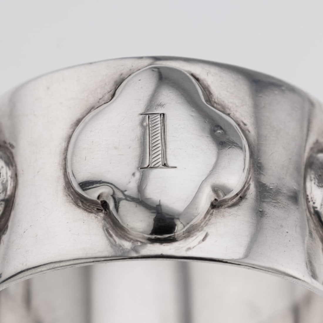 ANTIQUE 19thC INDIAN SOLID SILVER CASED SET OF SIX NAPKIN RINGS, P ORR & SONS - 7